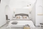 Canaves Oia Suites & Spa