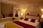 Hezen Cave Hotel