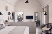 Santo Pure Oia Suites & Villas