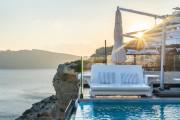 Santorini Secret Suites & Spa